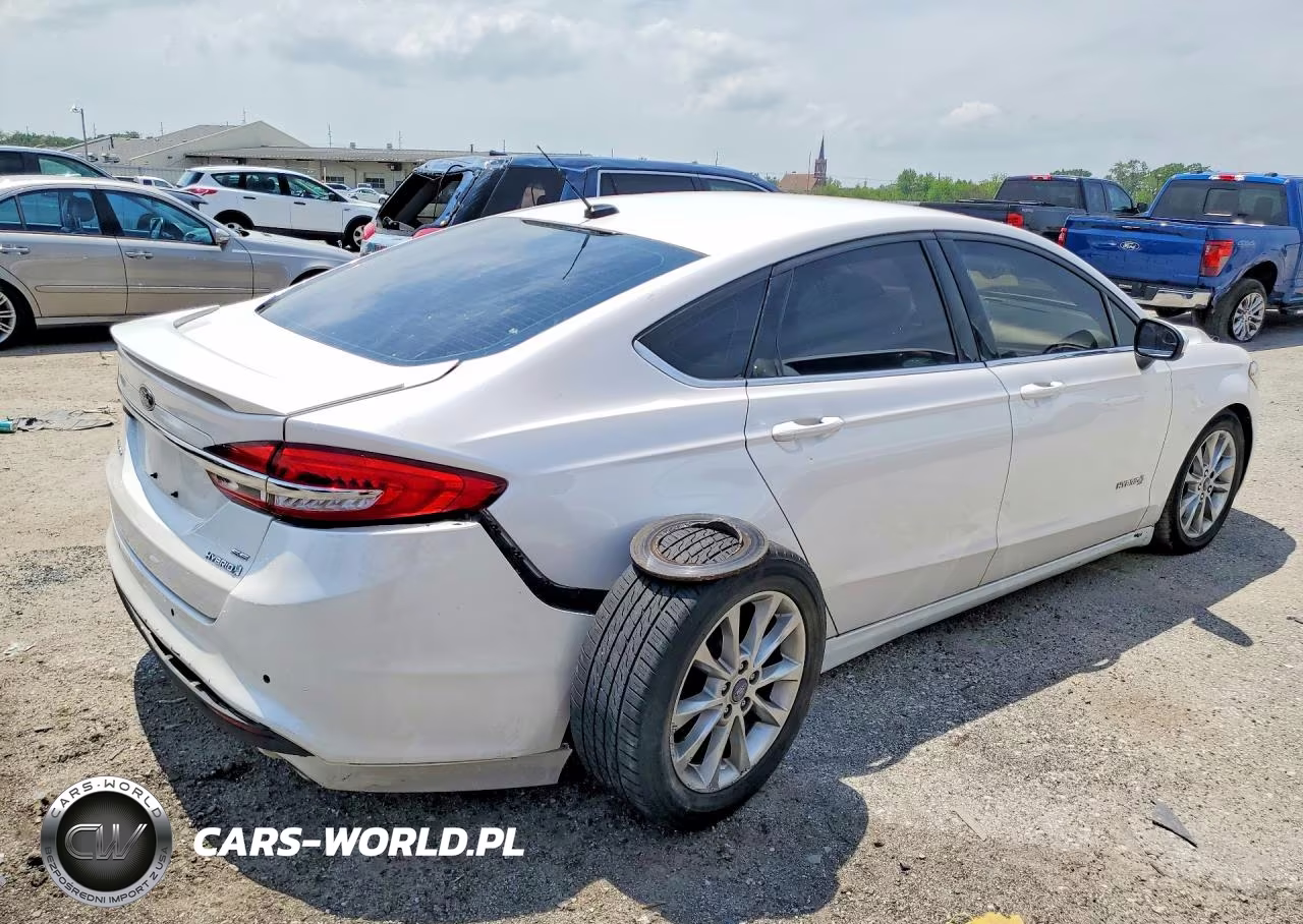 2018 Ford Fusion Se Hybrid VIN:3FA6P0LU5JR185254 - 3