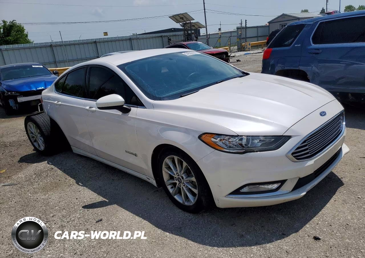 2018 Ford Fusion Se Hybrid VIN:3FA6P0LU5JR185254 - 4