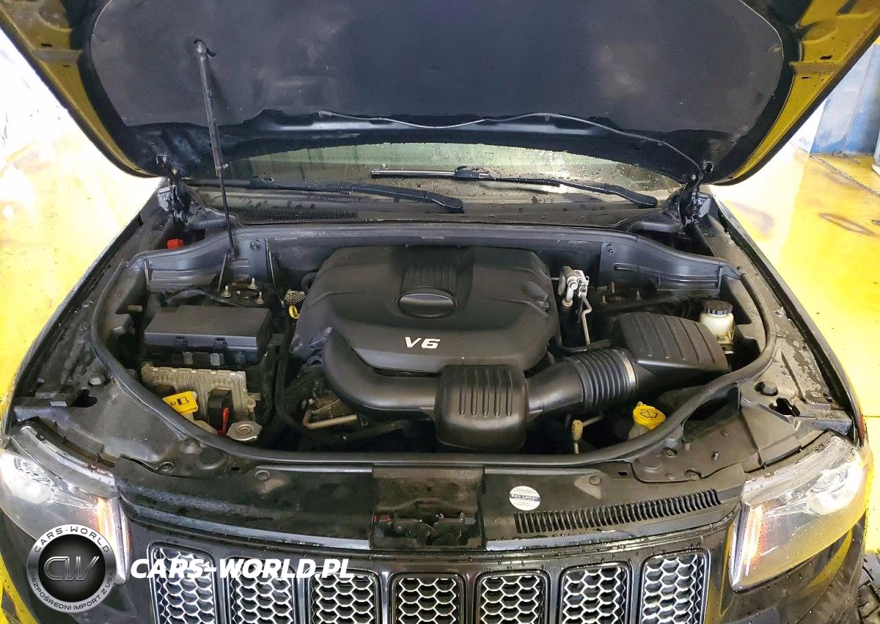 2015 Jeep Grand Cherokee Laredo VIN:1C4RJFAG6FC708456 - 12