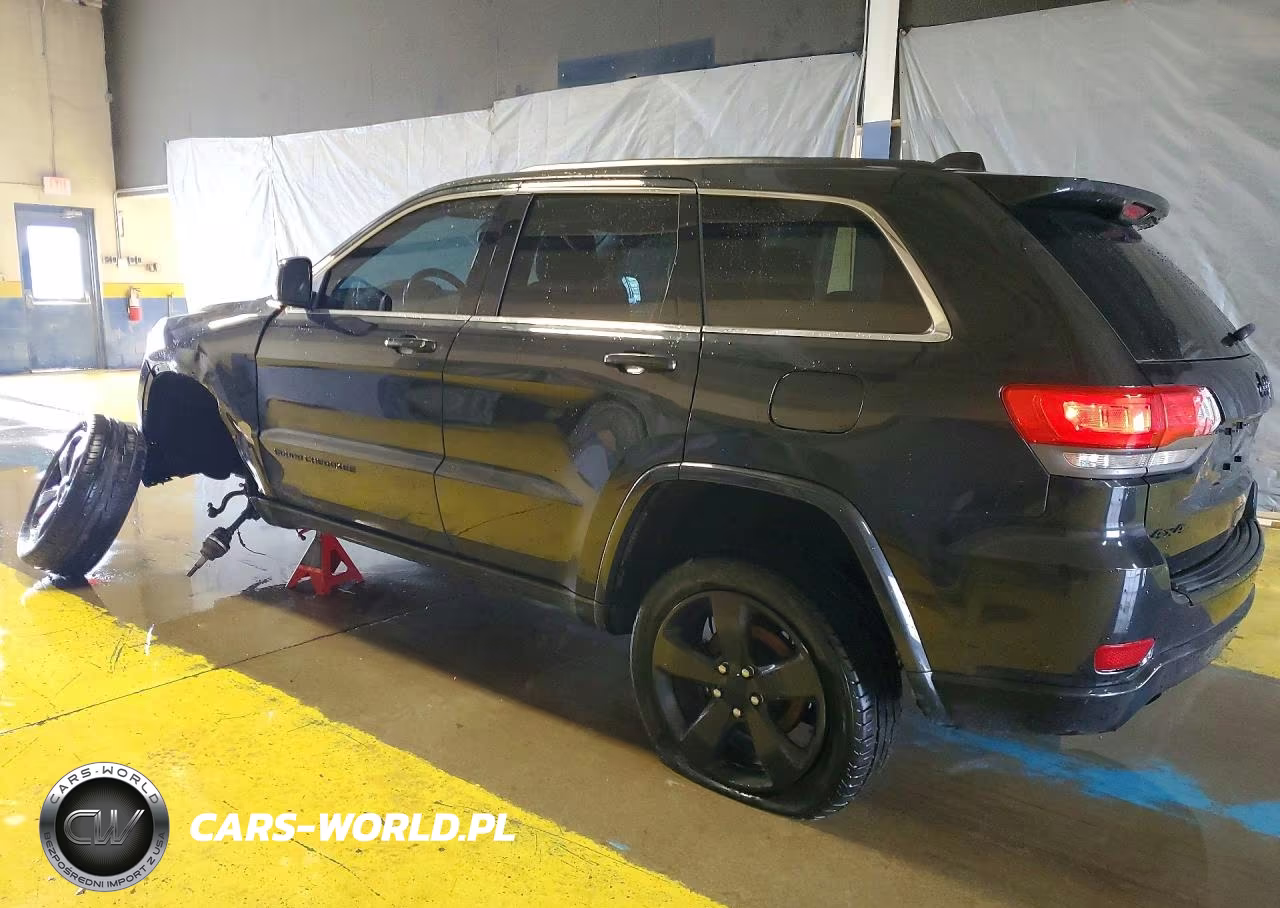 2015 Jeep Grand Cherokee Laredo VIN:1C4RJFAG6FC708456 - 2