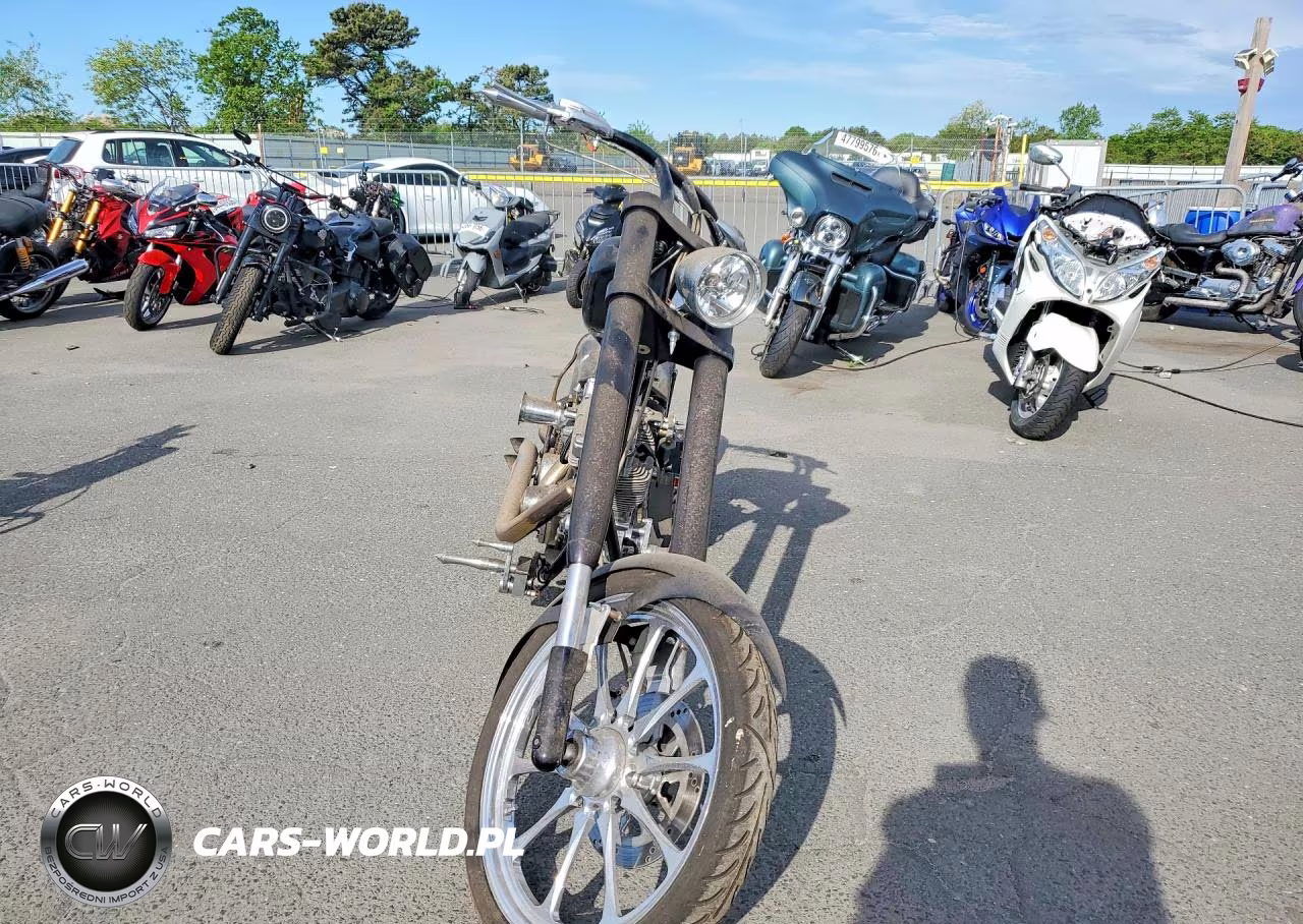 2008 Sullivan's Garage Sullivan's Garage VIN:4S92C21058B014024 - 2