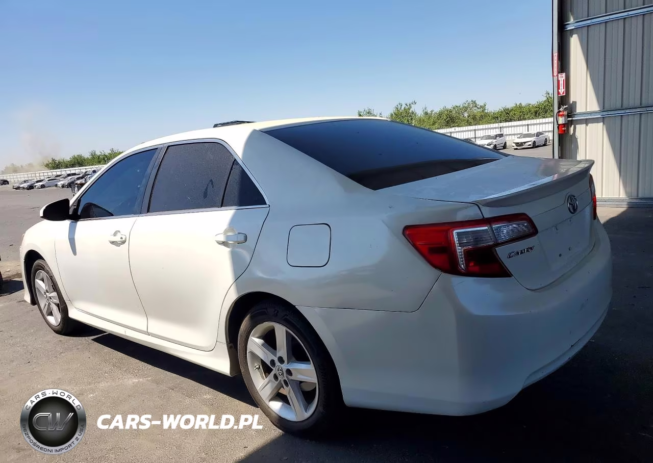 2014 Toyota Camry L VIN:4T1BF1FK2EU444174 - 2