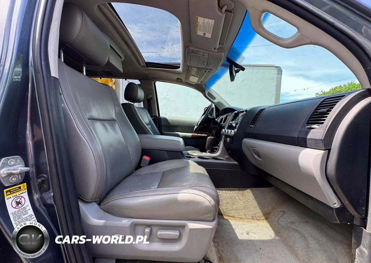 2010 Toyota Sequoia Platinum VIN:5TDDY5G18AS033686 - 5