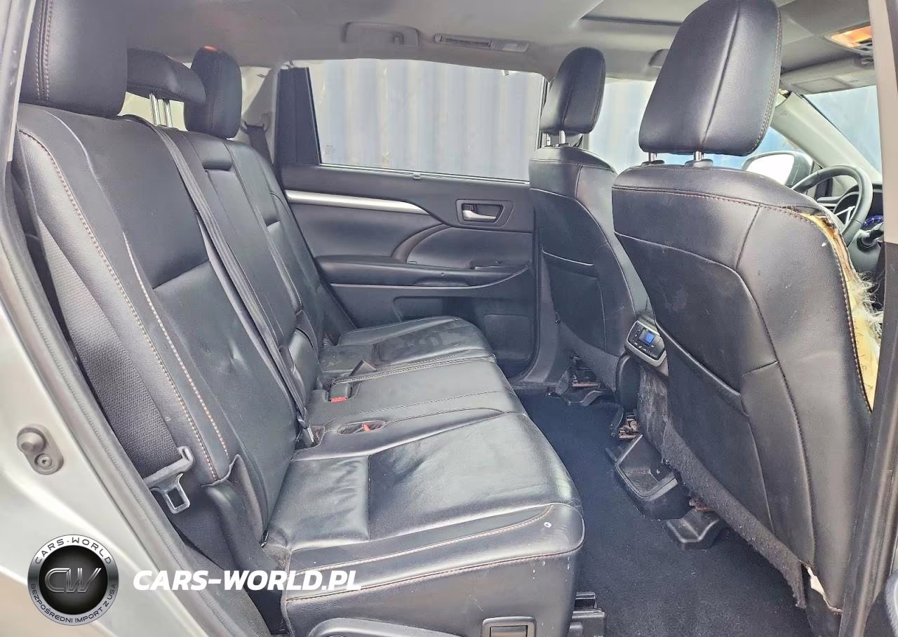 2019 Toyota Highlander Xle VIN:5TDJZRFH3KS595132 - 11