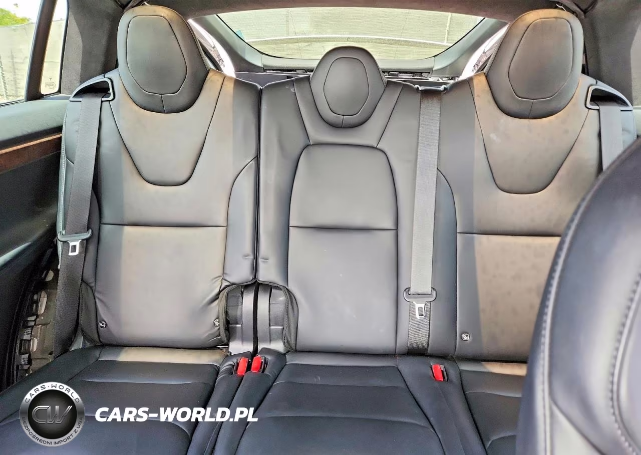 2020 Tesla Model X VIN:5YJXCAE20LF238426 - 11