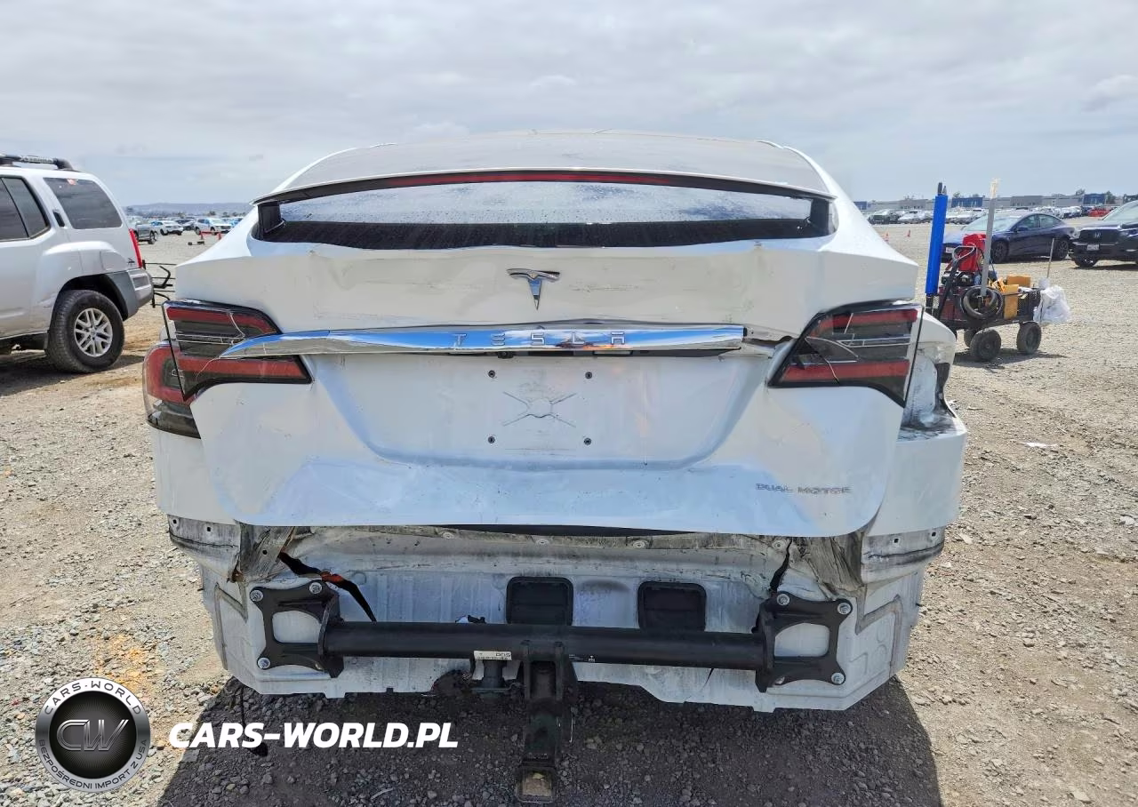 2020 Tesla Model X VIN:5YJXCAE20LF238426 - 6