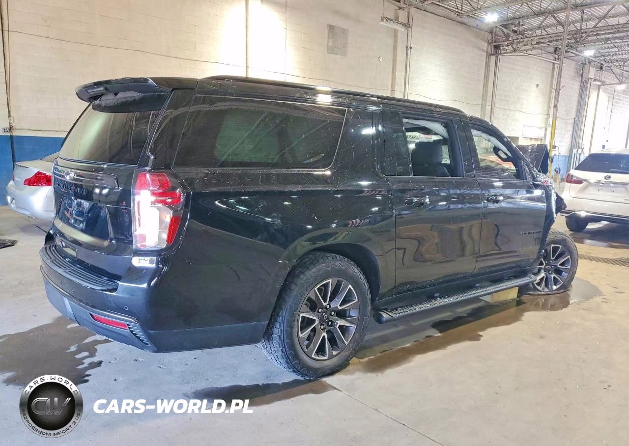 2021 Chevrolet Suburban K1500 Z71 VIN:1GNSKDKD5MR135932 - 3