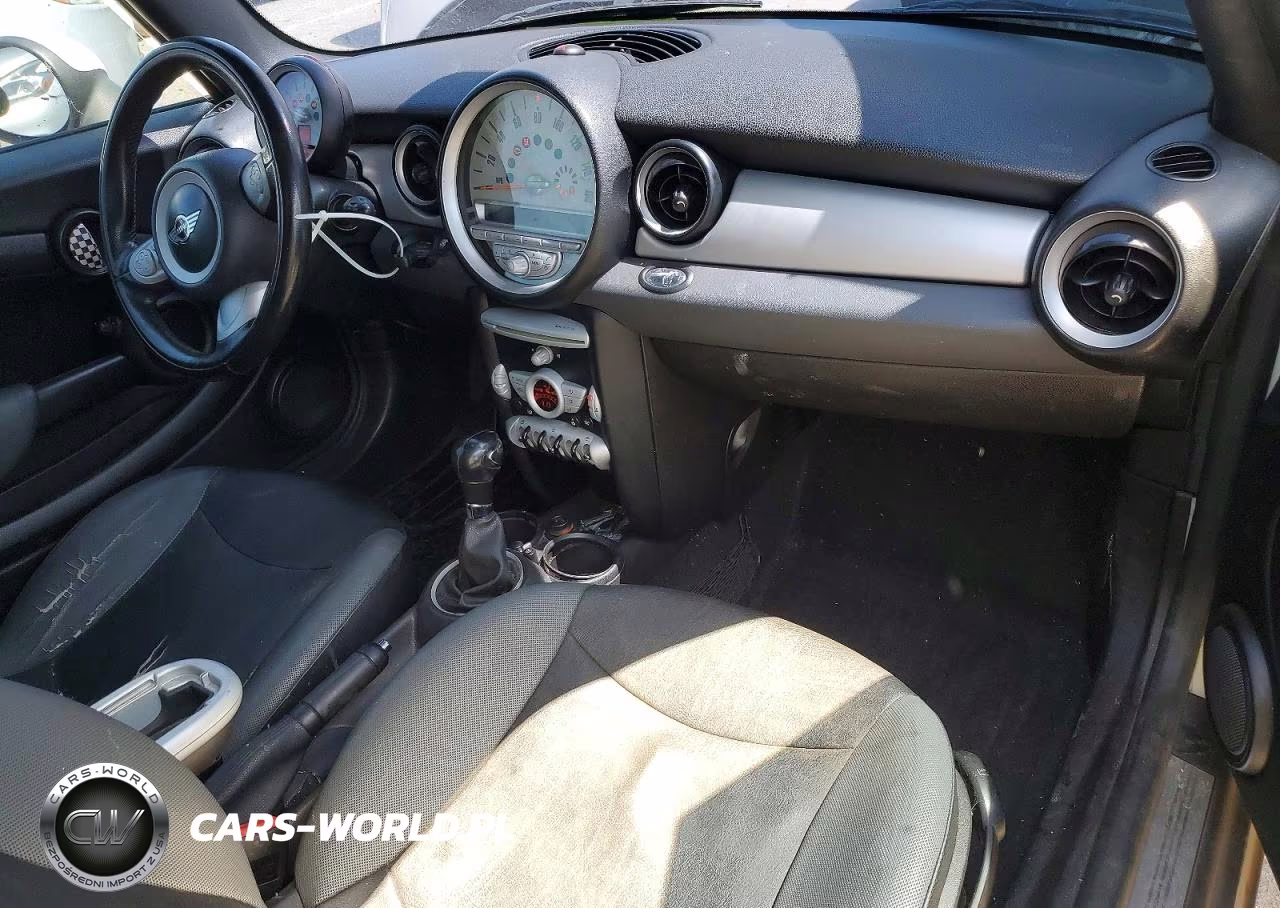 2009 Mini Cooper VIN:WMWMF33559TW79765 - 8