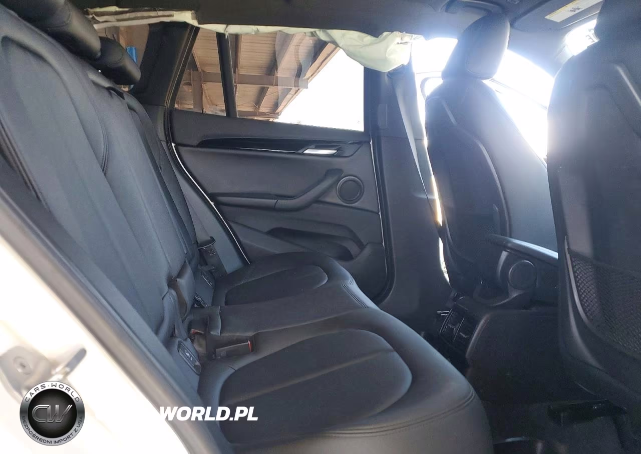 2016 BMW X1 XDRIVE28I VIN:WBXHT3C38G5E55490 - 10