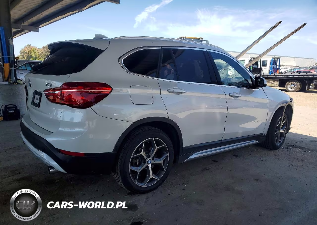 2016 BMW X1 XDRIVE28I VIN:WBXHT3C38G5E55490 - 3
