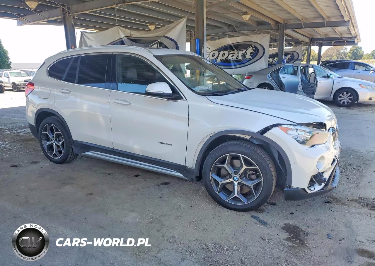 2016 BMW X1 XDRIVE28I VIN:WBXHT3C38G5E55490 - 4