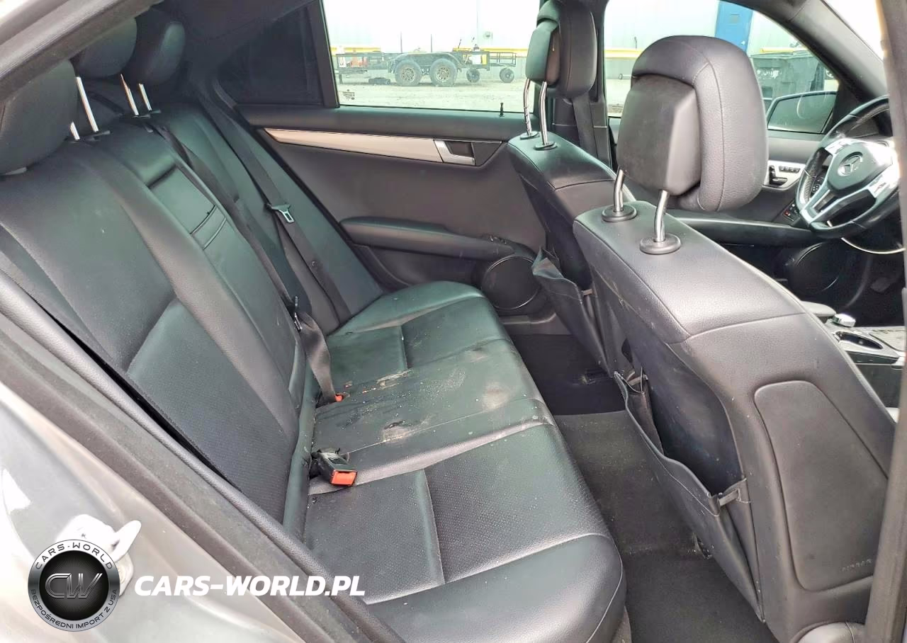 2013 Mercedes-Benz C 250 VIN:WDDGF4HB3DR276447 - 10