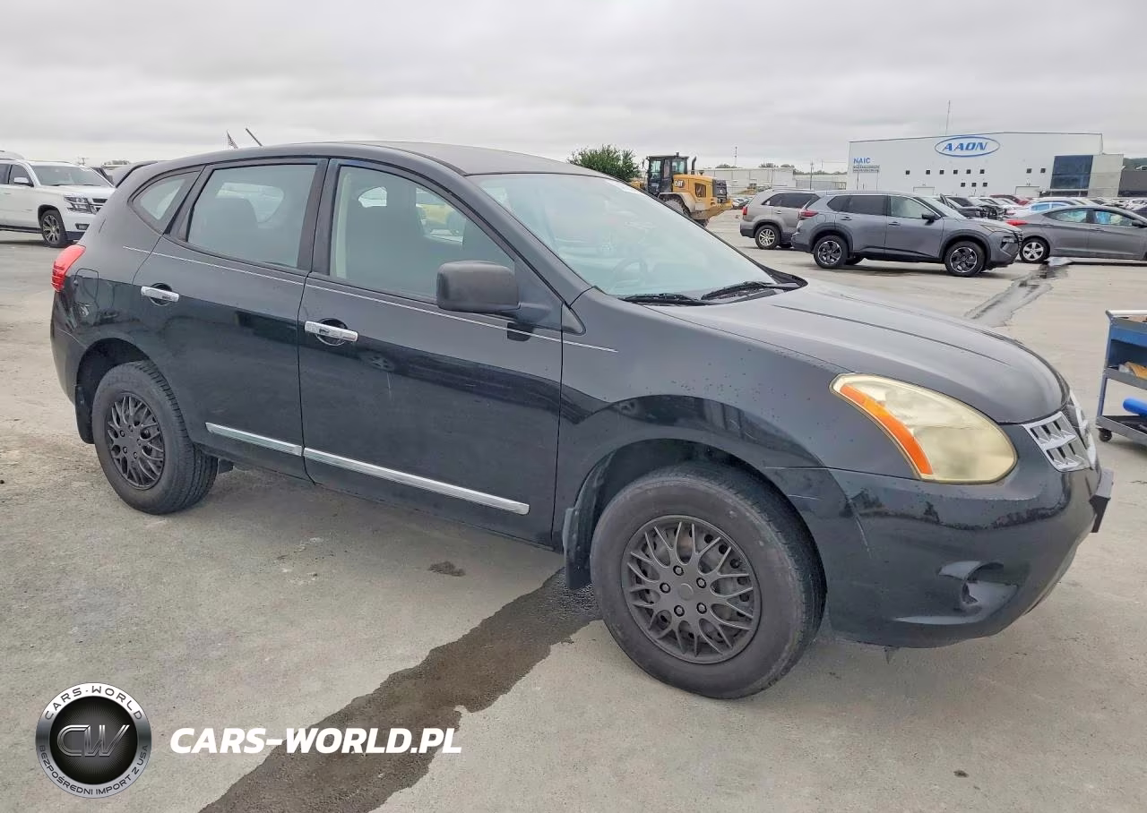 2013 Nissan Rogue S VIN:JN8AS5MT3DW519597 - 4