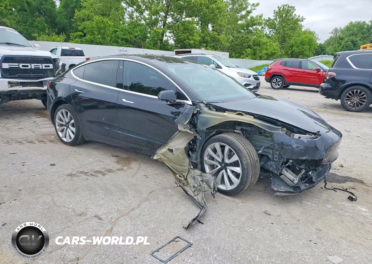 2018 Tesla 3 VIN:5YJ3E1EA4JF053597 - 4