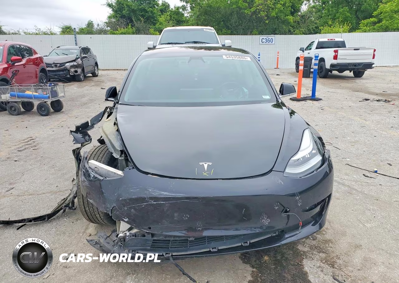 2018 Tesla 3 VIN:5YJ3E1EA4JF053597 - 5