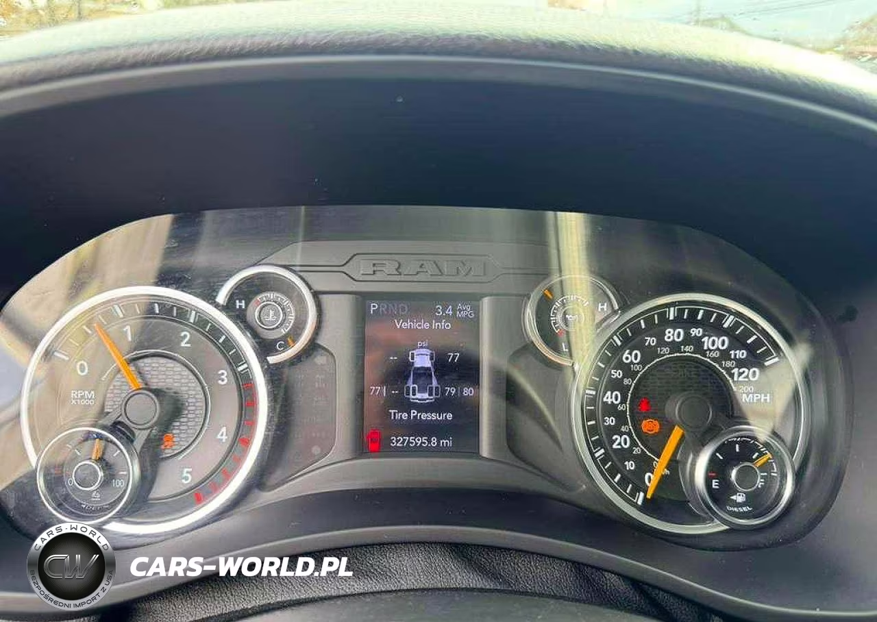 2022 Ram 3500 VIN:3C7WRTCL6NG246032 - 8