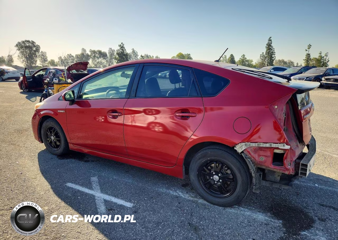 2015 Toyota Prius Two VIN:JTDKN3DU7F1916976 - 2