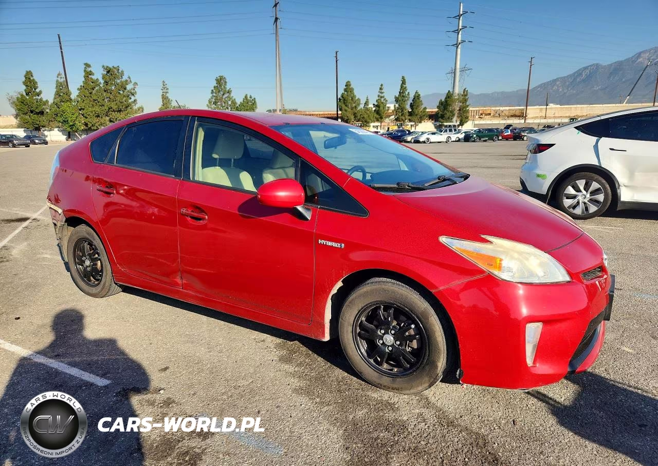 2015 Toyota Prius Two VIN:JTDKN3DU7F1916976 - 4