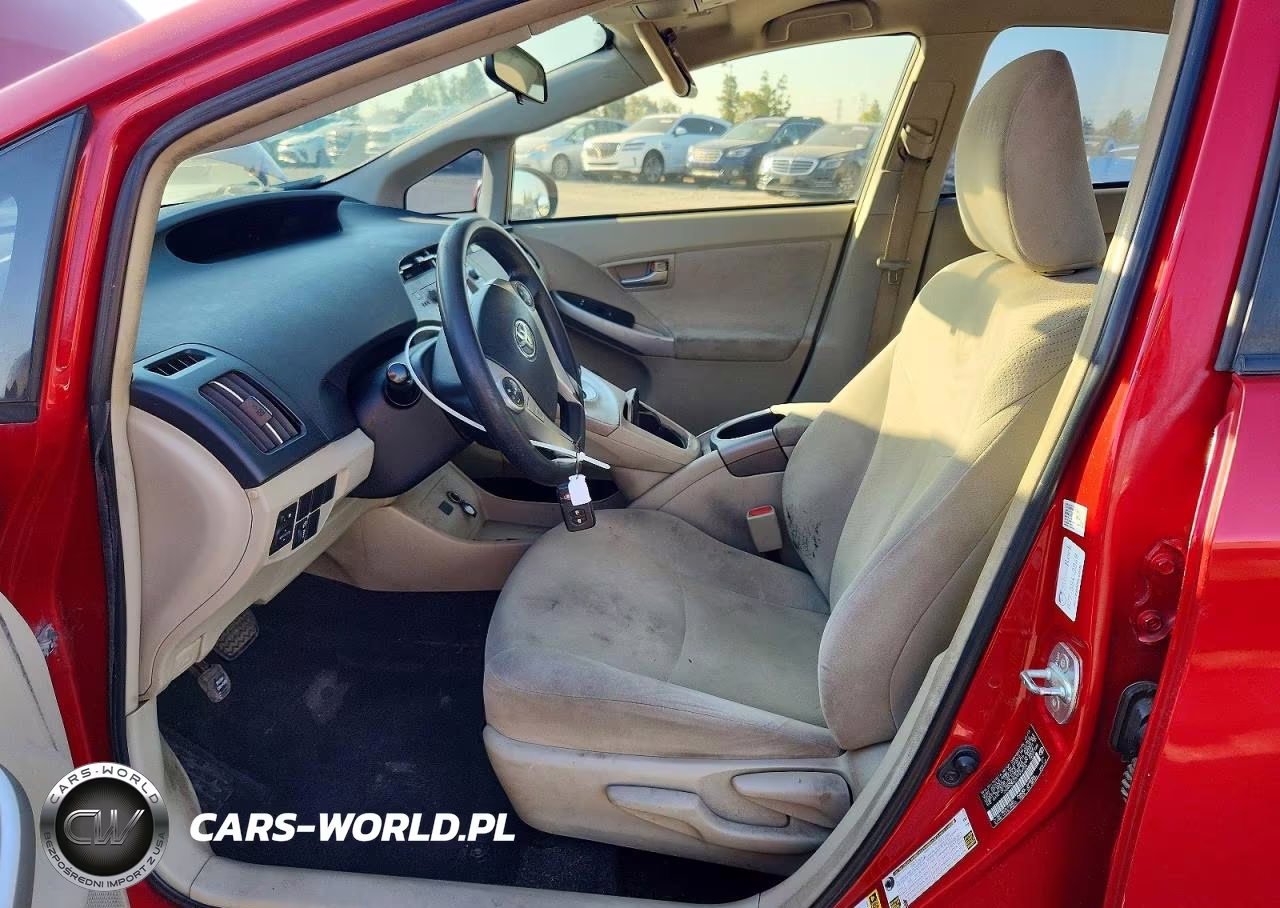2015 Toyota Prius Two VIN:JTDKN3DU7F1916976 - 7