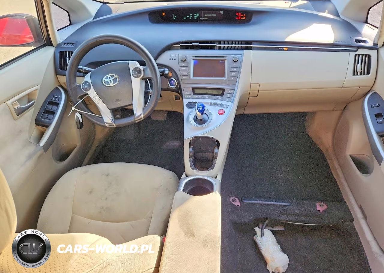 2015 Toyota Prius Two VIN:JTDKN3DU7F1916976 - 8