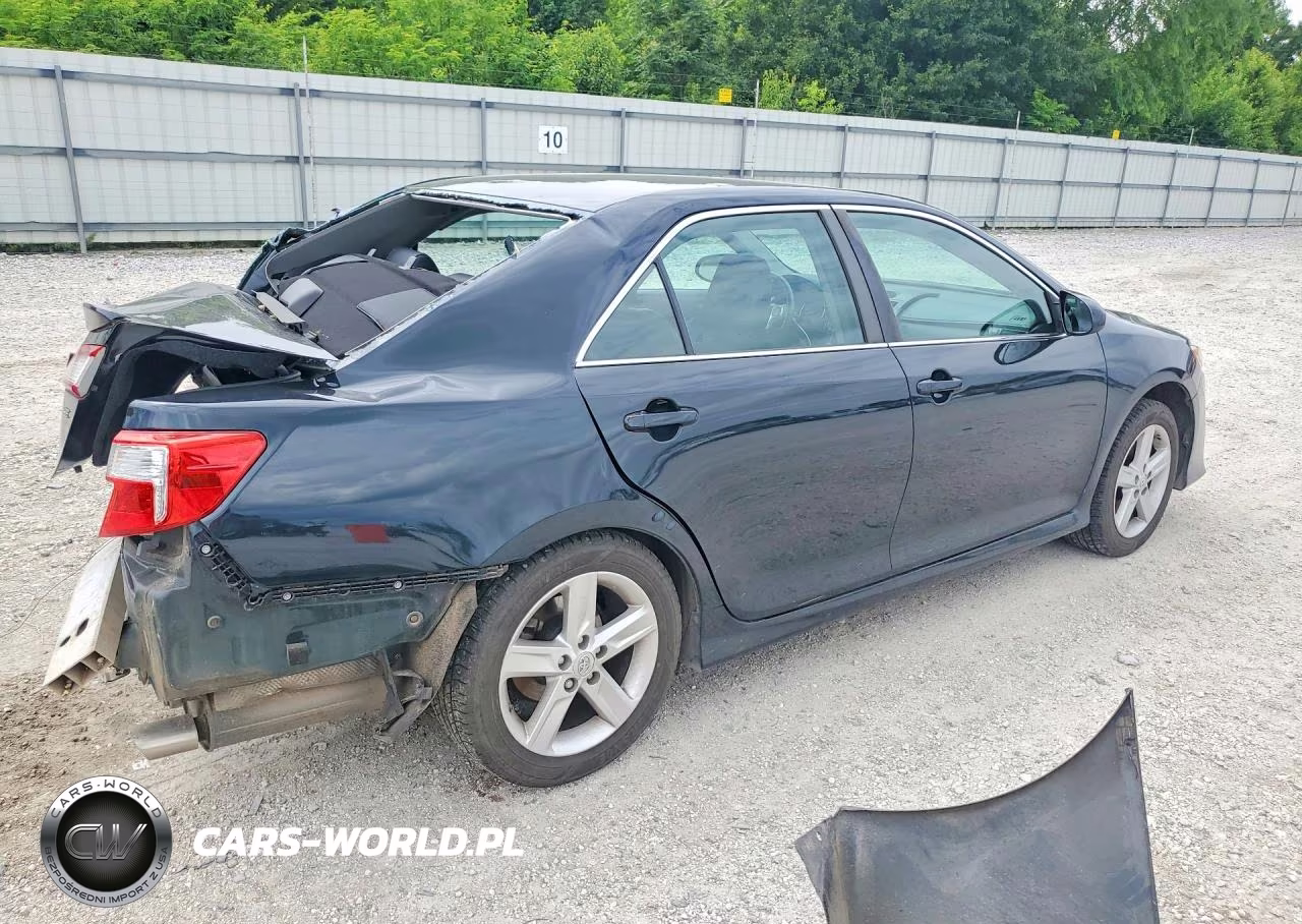 2014 Toyota Camry Se VIN:4T1BF1FK7EU338321 - 3