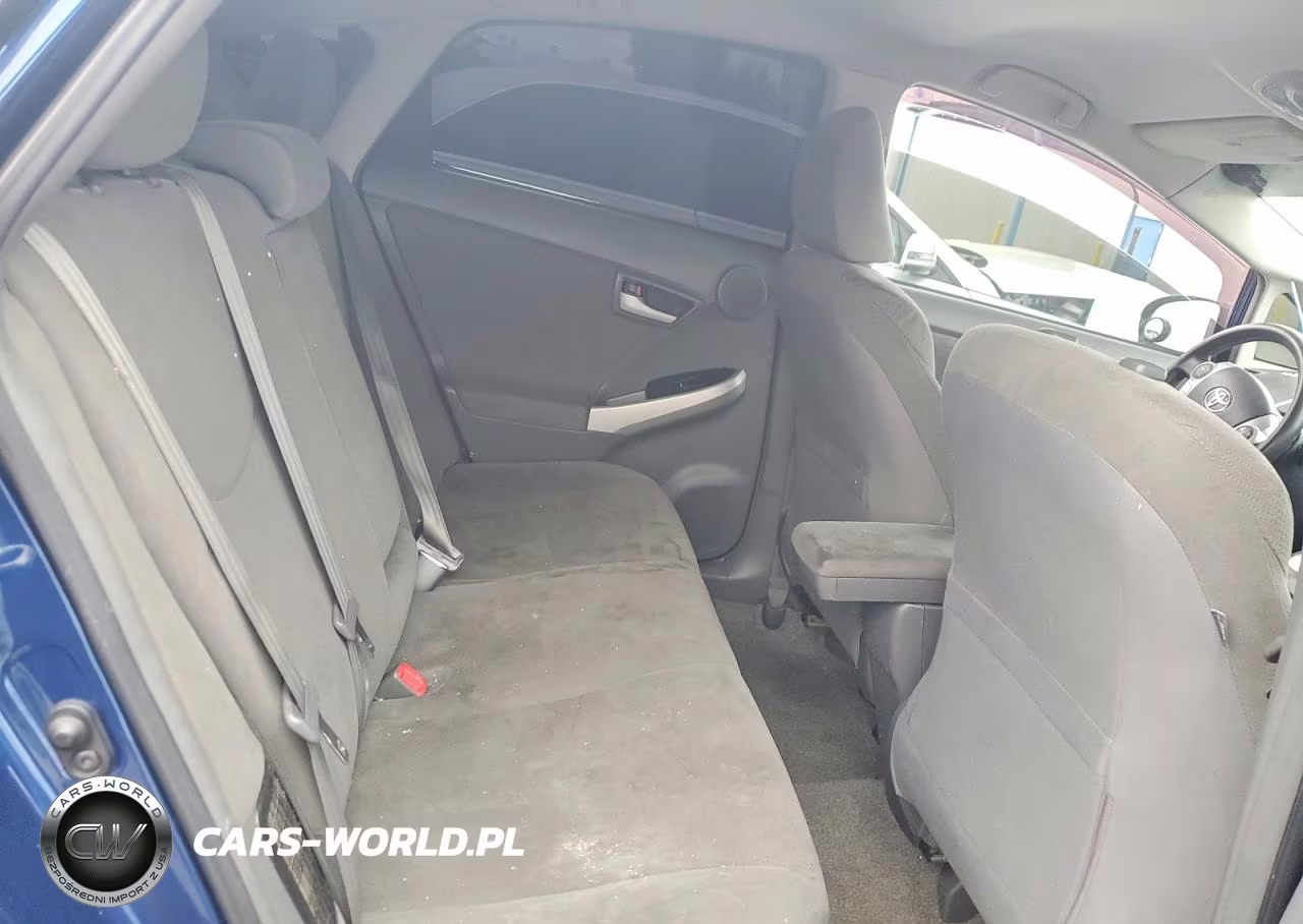 2011 Toyota Prius Three VIN:JTDKN3DU5B0267243 - 10