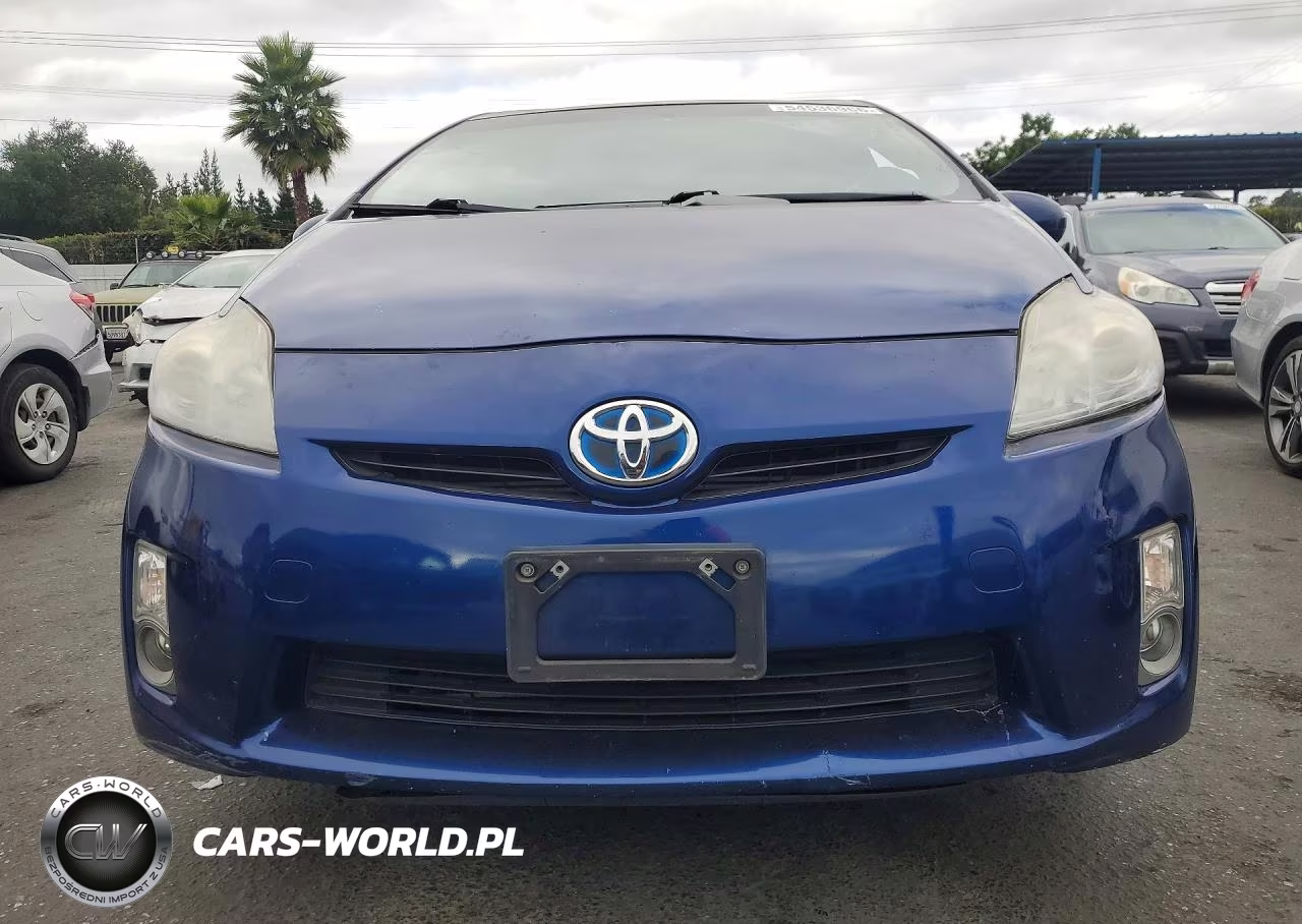 2011 Toyota Prius Three VIN:JTDKN3DU5B0267243 - 5