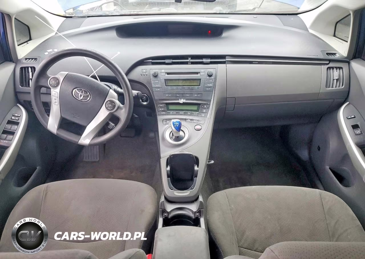 2011 Toyota Prius Three VIN:JTDKN3DU5B0267243 - 8