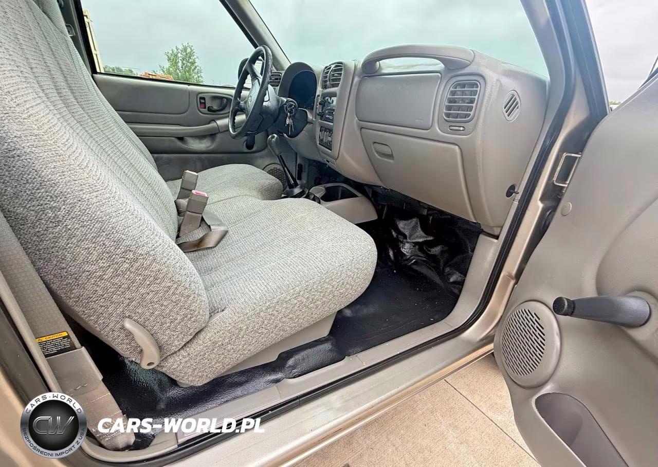 1998 Chevrolet S Truck S10 VIN:1GCCS14X9W8201961 - 5