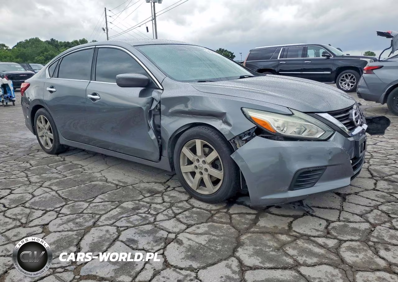 2017 Nissan Altima 2.5 S VIN:1N4AL3AP3HC150354 - 4