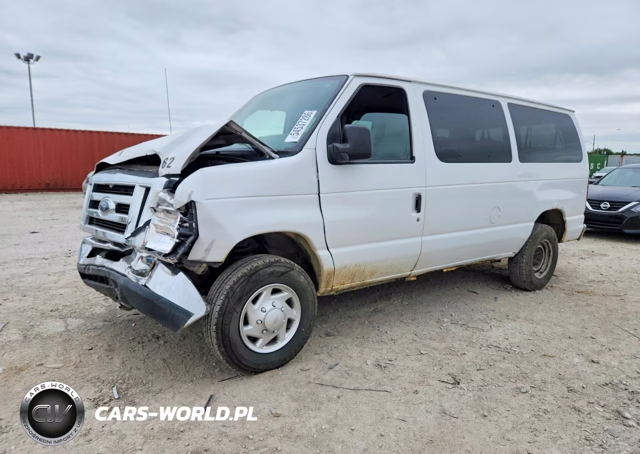 2013 Ford Econoline E350 Super Duty Wagon