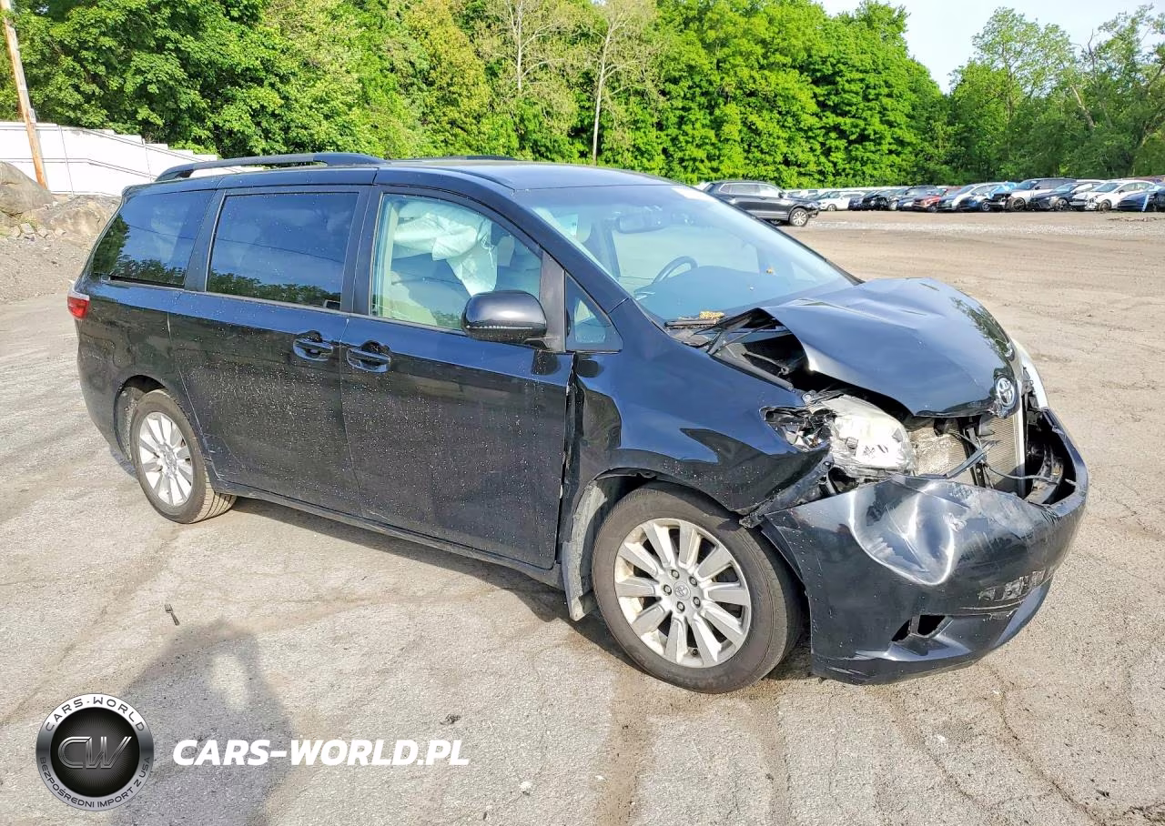 2015 Toyota Sienna Le VIN:5TDJK3DCXFS114811 - 4
