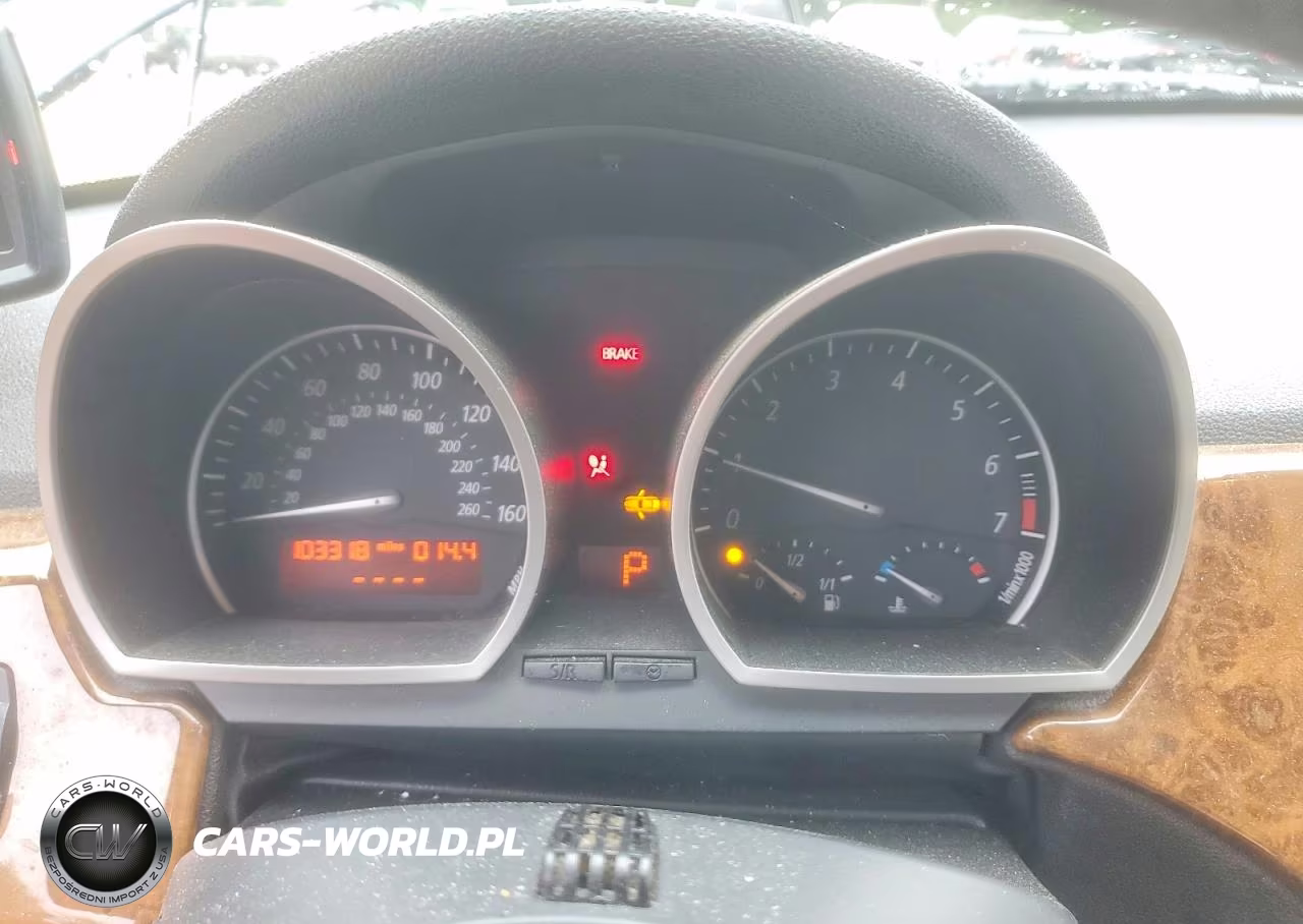 2005 BMW Z4 VIN:4USBT33565LS56779 - 9