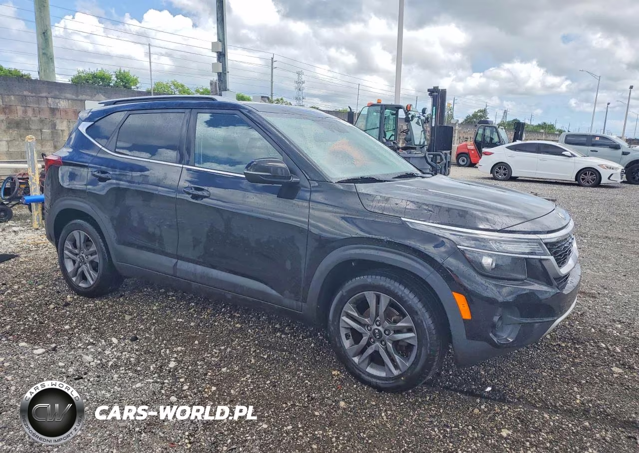 2021 Kia Seltos S VIN:KNDEU2AA4M7060146 - 4