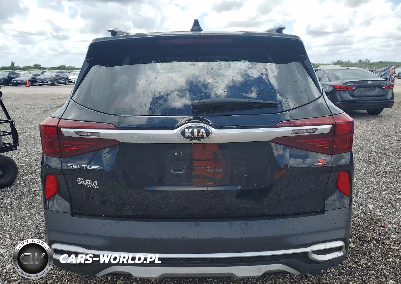 2021 Kia Seltos S VIN:KNDEU2AA4M7060146 - 6