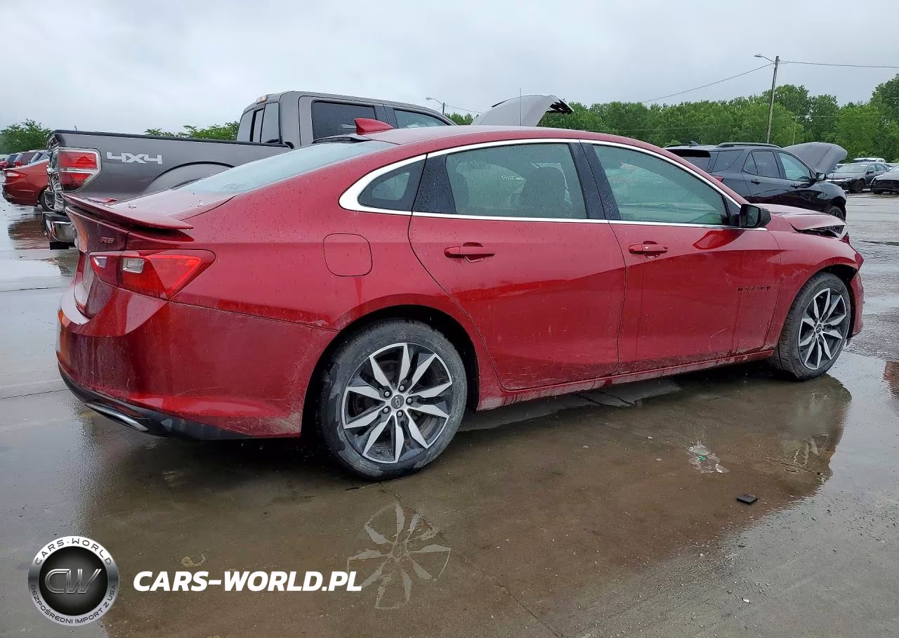 2021 Chevrolet Malibu Rs VIN:1G1ZG5ST4MF055912 - 3