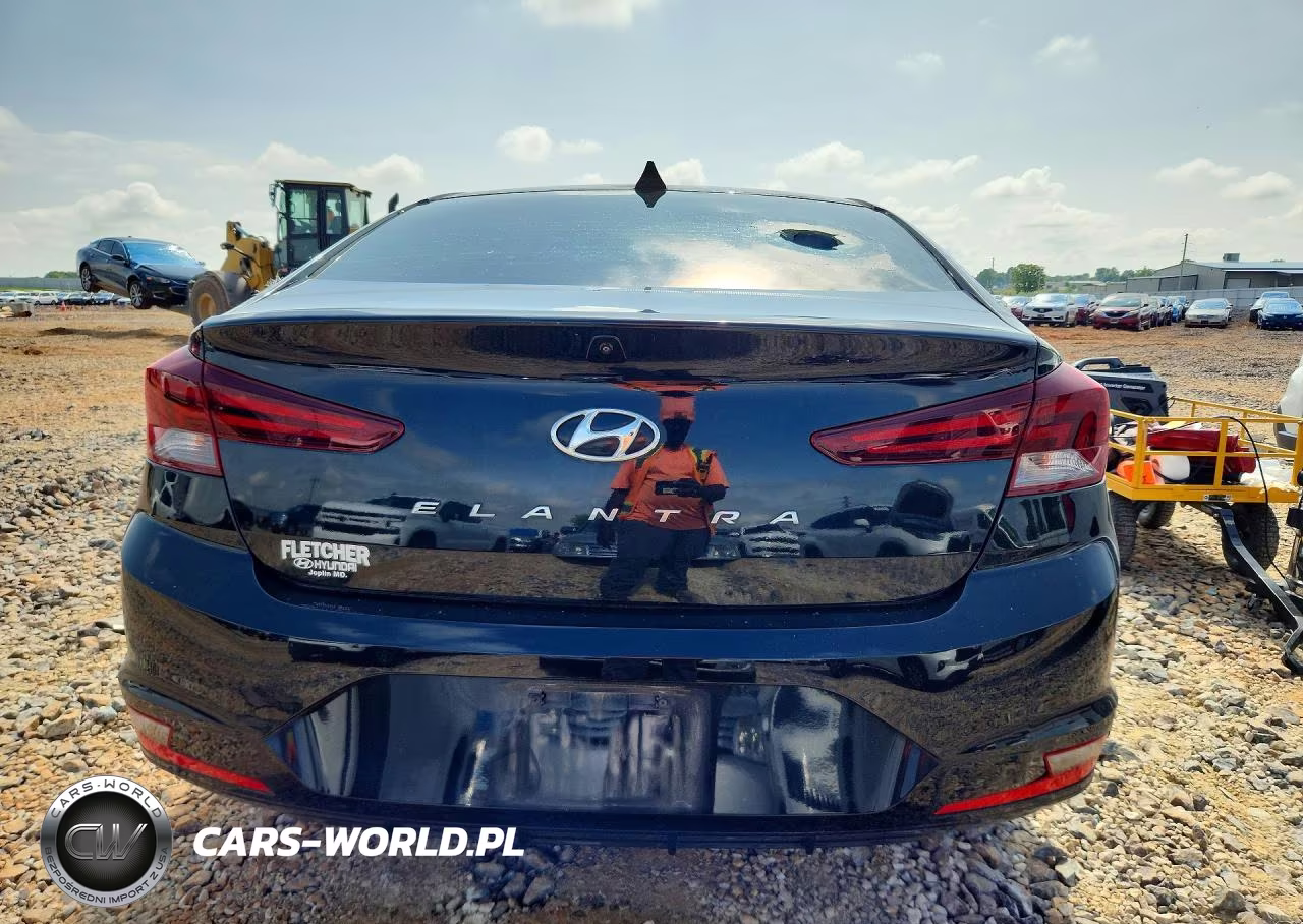 2019 Hyundai Elantra Value Edition VIN:5NPD84LF4KH414101 - 6