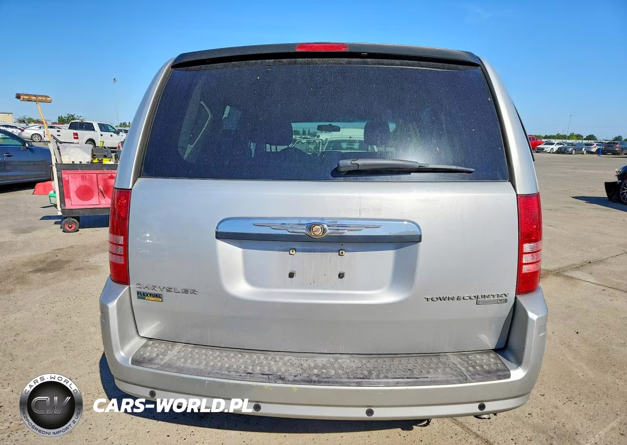2010 Chrysler Town & Country Lx VIN:2A4RR4DE5AR172584 - 6