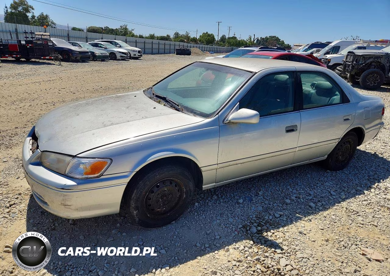 2000 Toyota Camry Ce