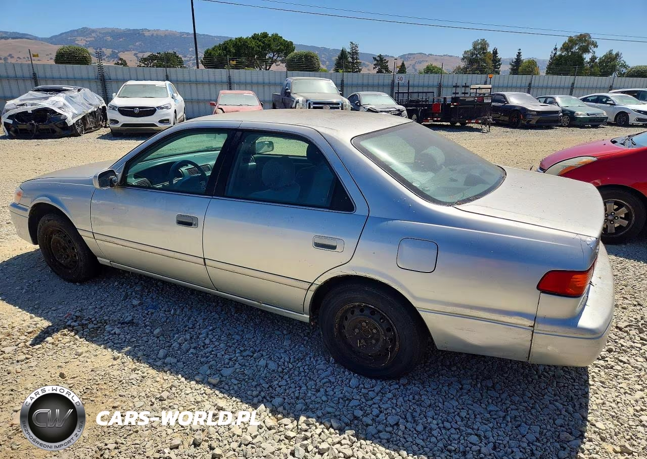 2000 Toyota Camry Ce VIN:4T1BG22K8YU636308 - 2