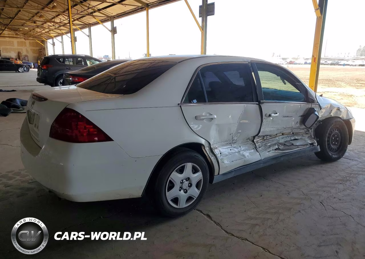 2007 Honda Accord Lx VIN:JHMCM56427C003496 - 3