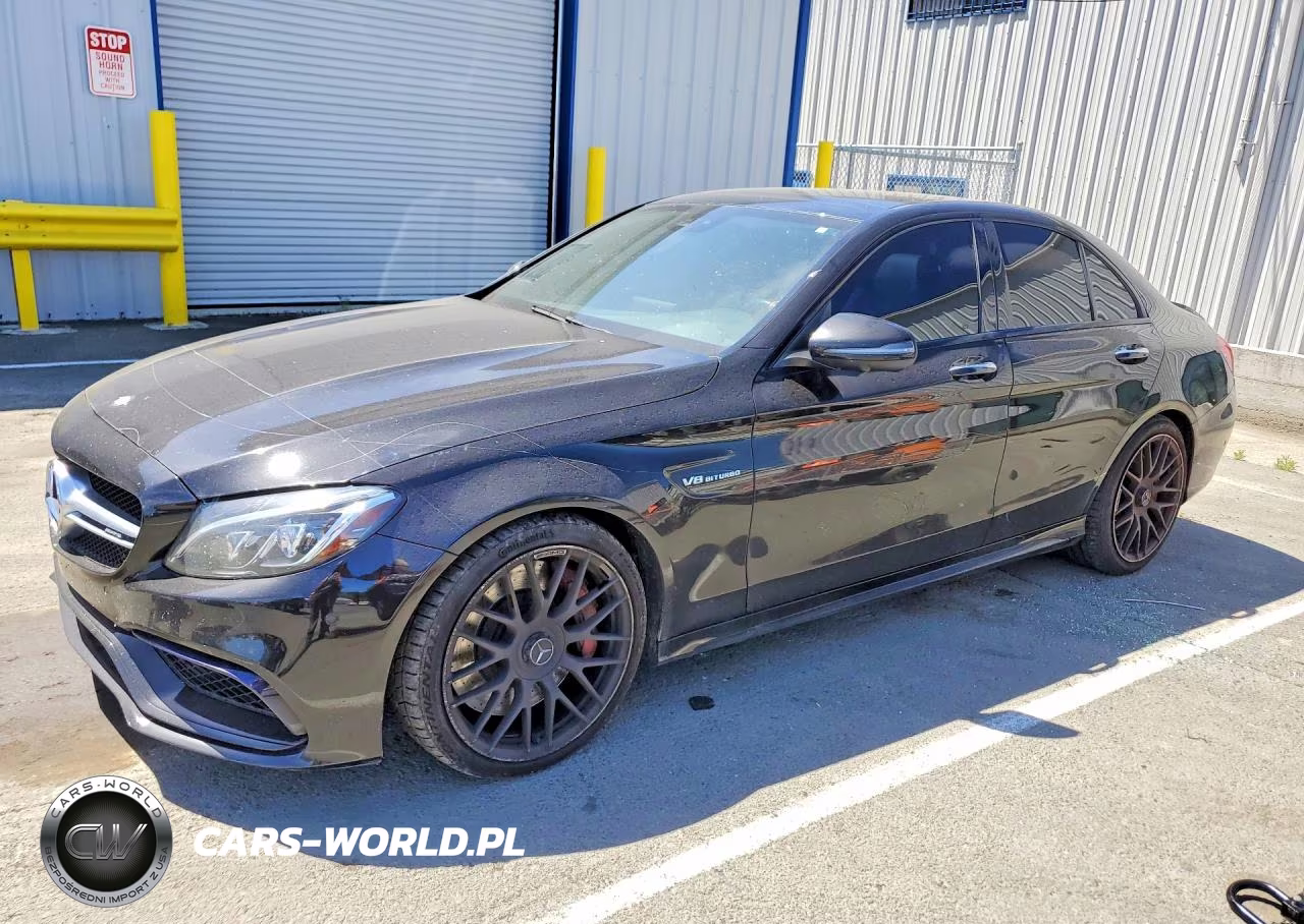 2017 Mercedes-Benz C 63 Amg-S – zdjęcie 1 z 12