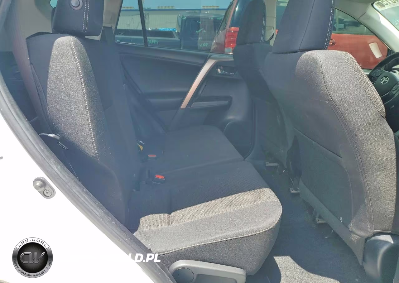 2018 Toyota Rav4 Xle VIN:JTMWFREVXJD118830 - 11