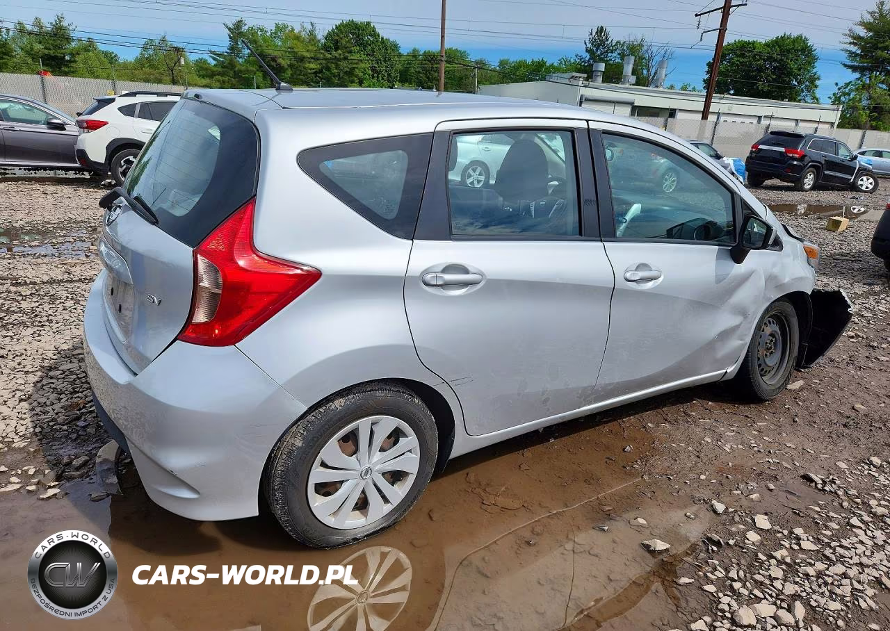 2019 Nissan Versa Note Sv VIN:3N1CE2CP5KL363079 - 3