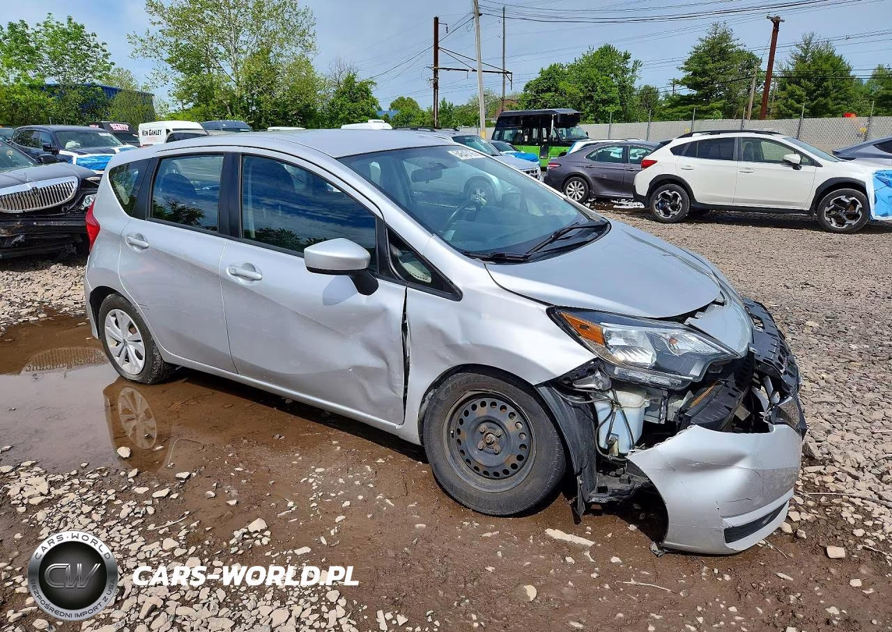 2019 Nissan Versa Note Sv VIN:3N1CE2CP5KL363079 - 4
