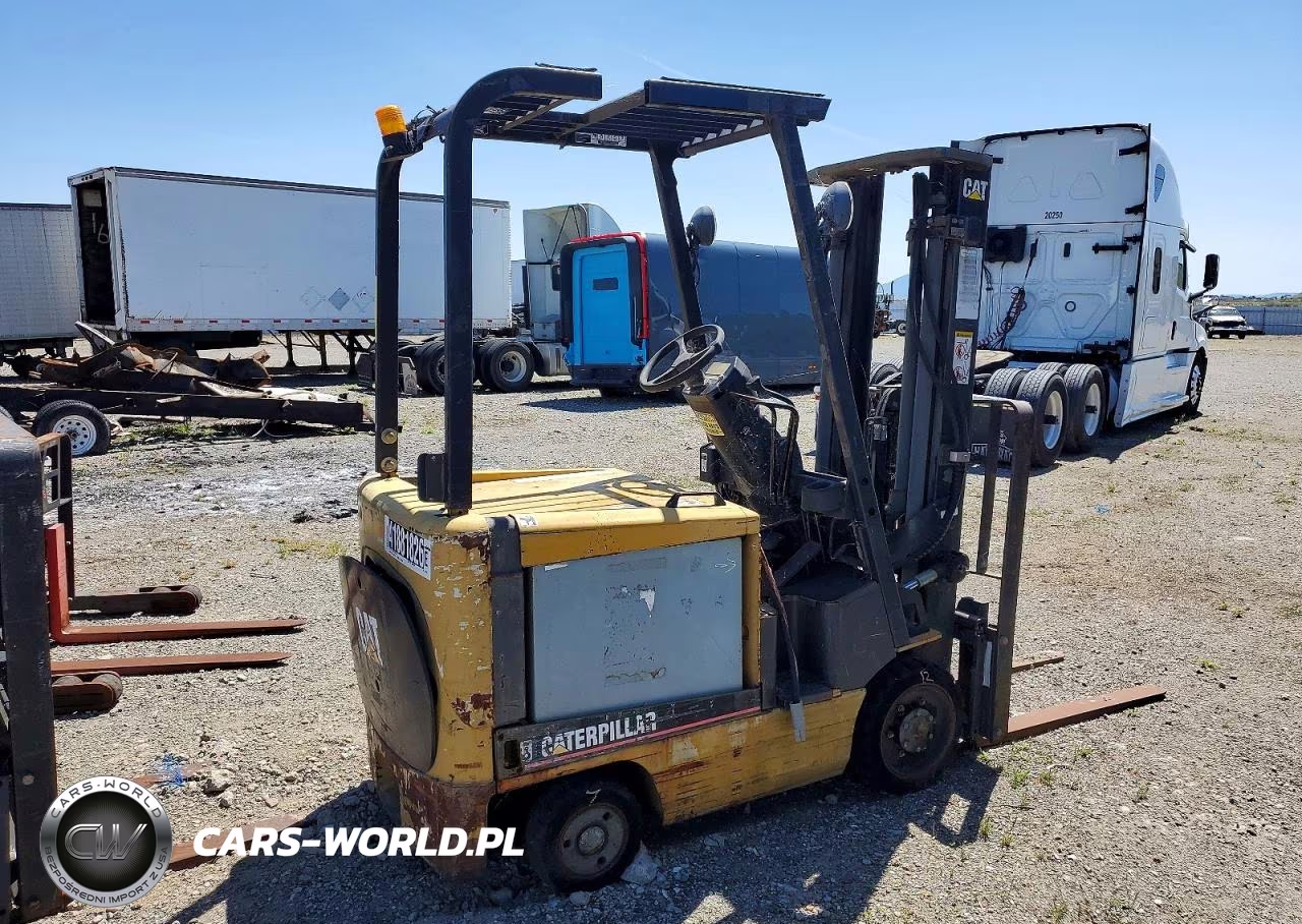 2002 Caterillar Forklift VIN:A3EC110210 - 4