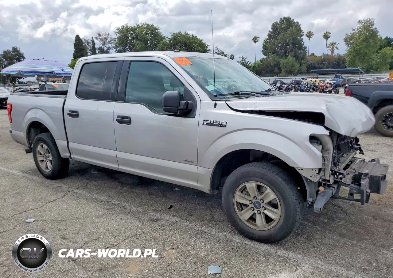 2017 Ford F150 Supercrew VIN:1FTEW1CG0HKD26576 - 4