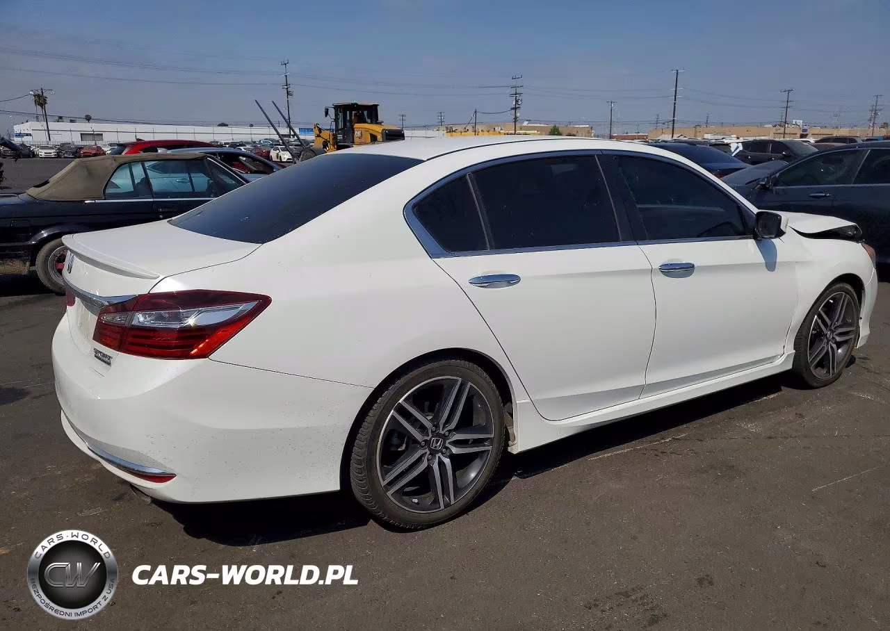 2017 Honda Accord Sport Special Edition VIN:1HGCR2F1XHA098167 - 3