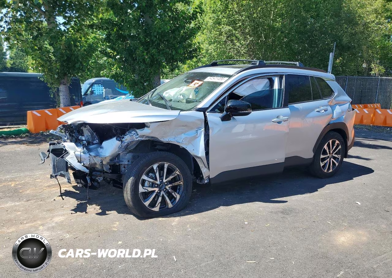 2025 Toyota Corolla Cross Xle – zdjęcie 1 z 12