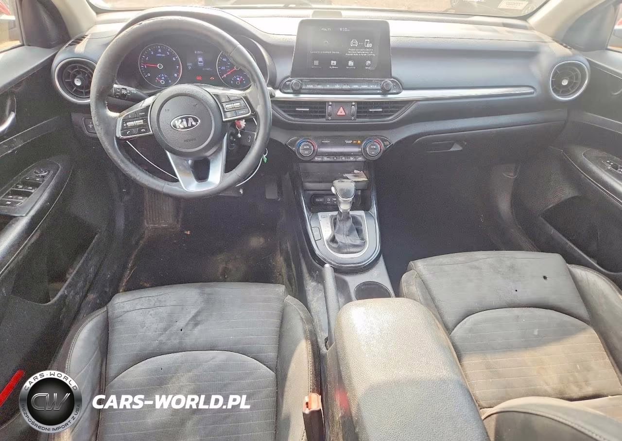 2019 Kia Forte S VIN:3KPF34AD7KE013140 - 8